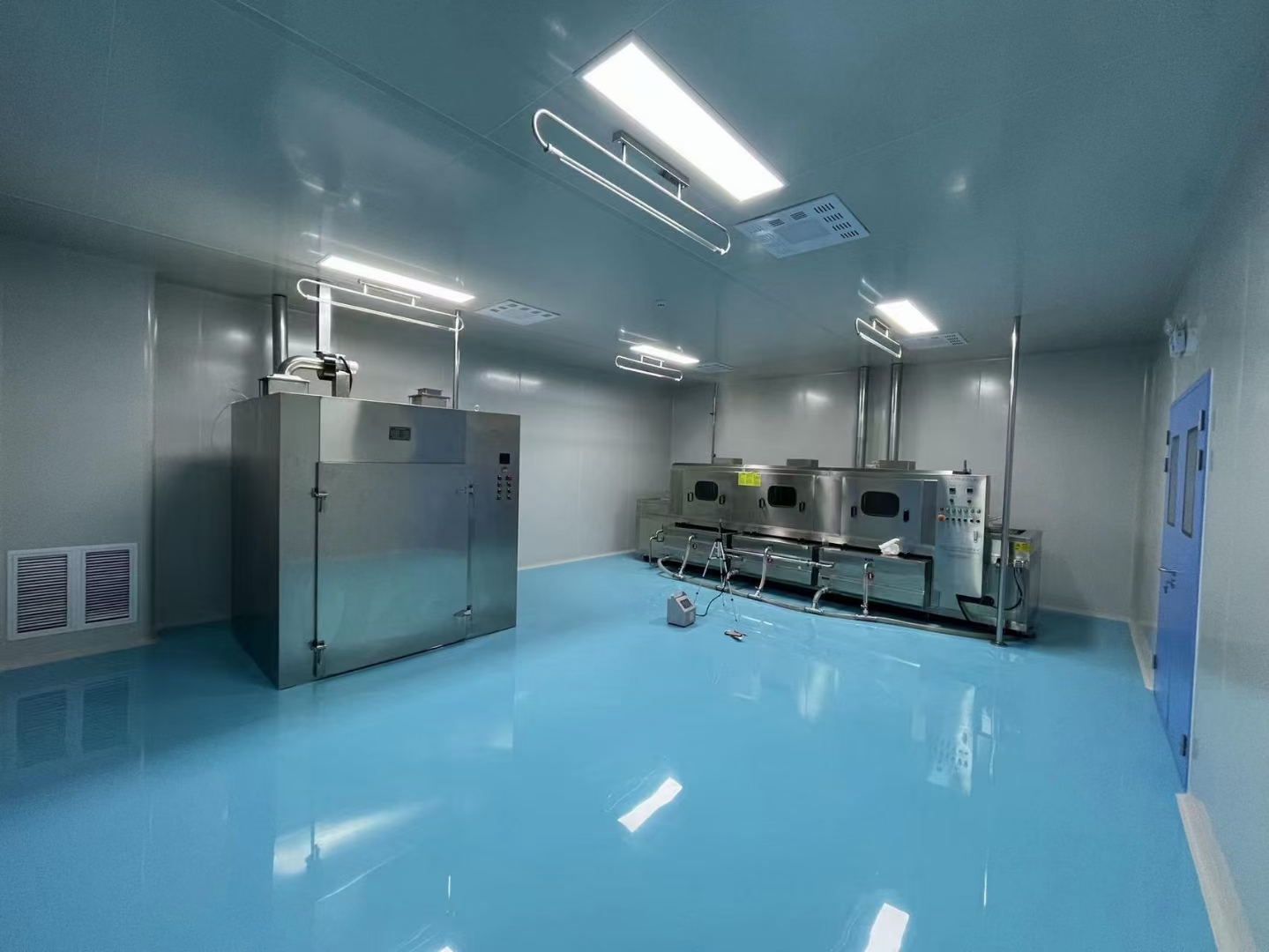 潔凈無(wú)塵車(chē)間